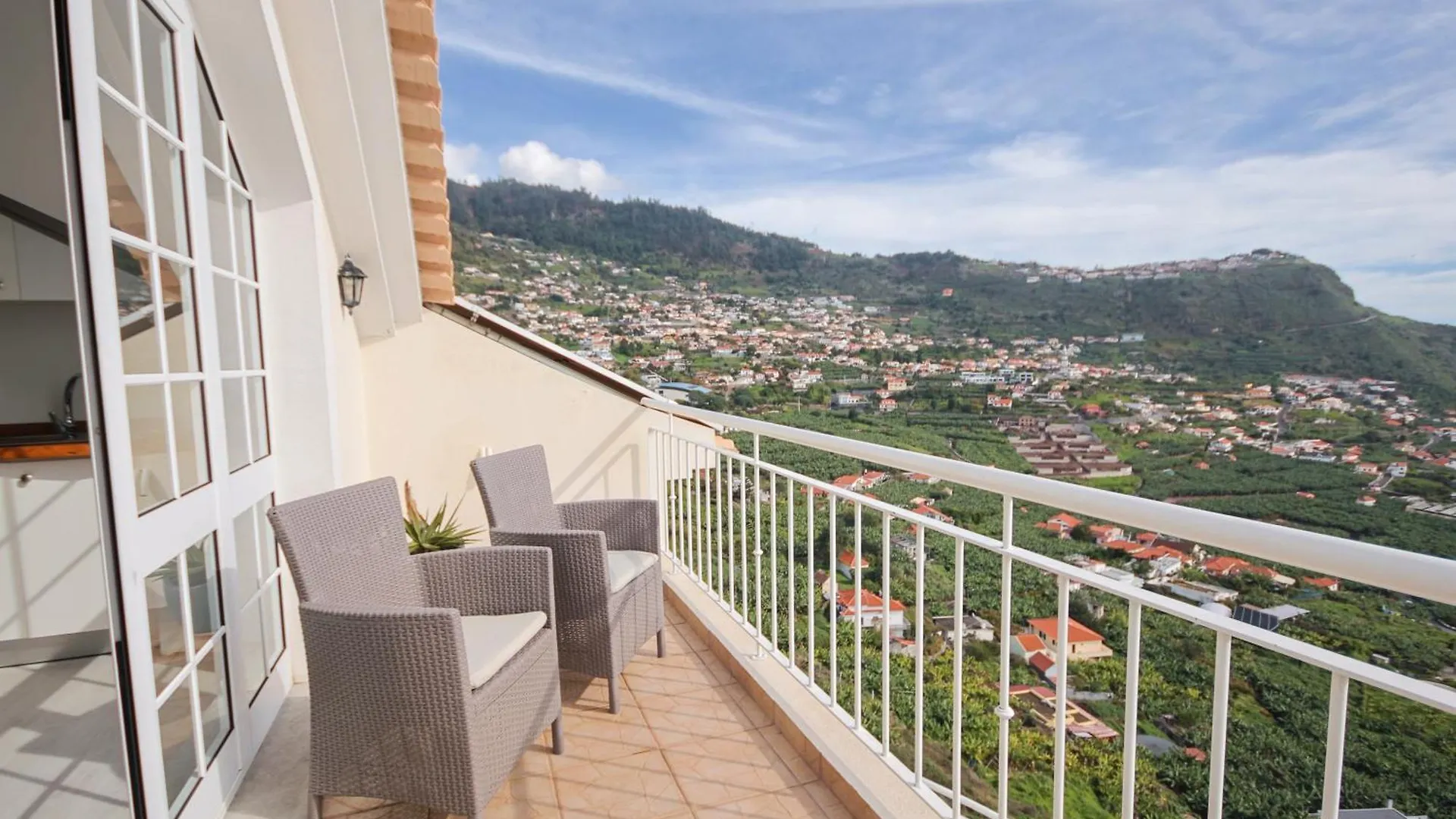 Casa Serena Apartments Arco da Calheta  Arco da Calheta (Madeira)