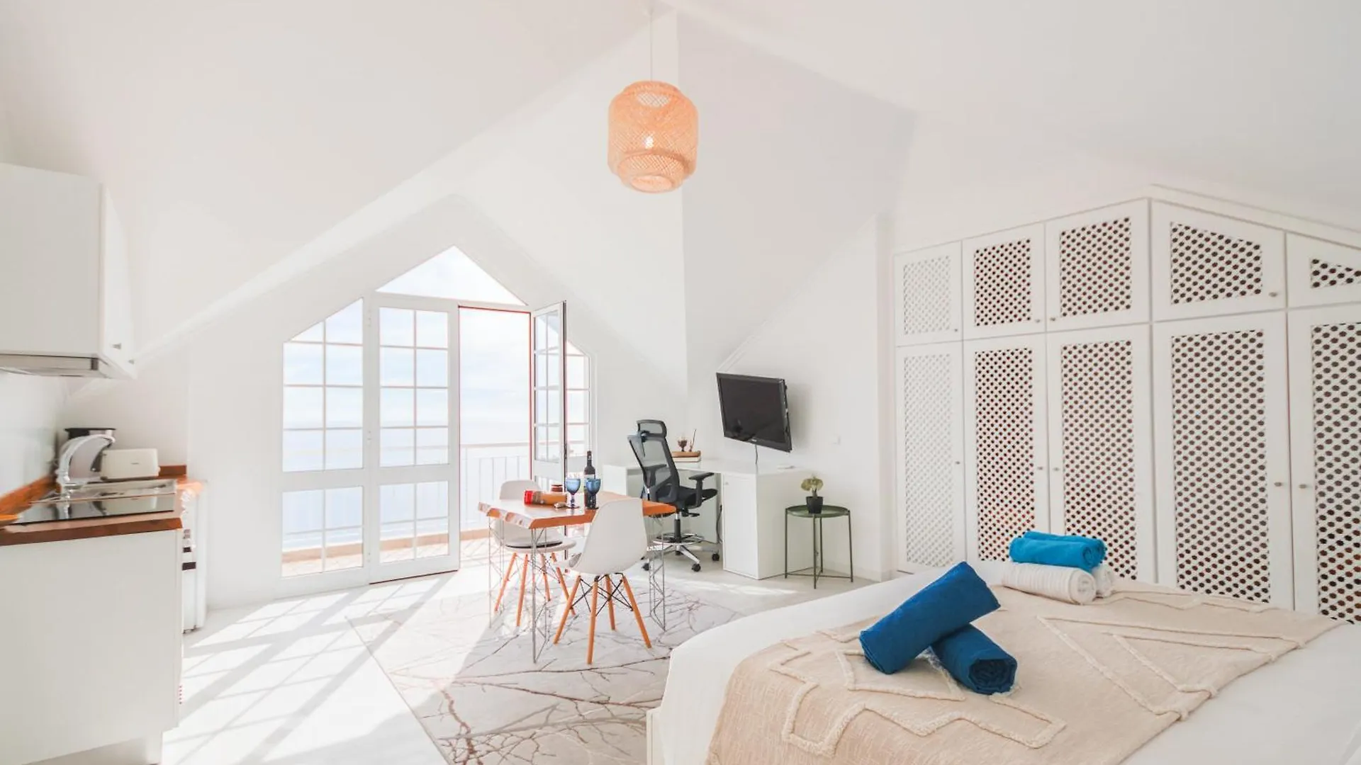 Casa Serena Apartments 아르코다카헤타 0*,  포르투갈