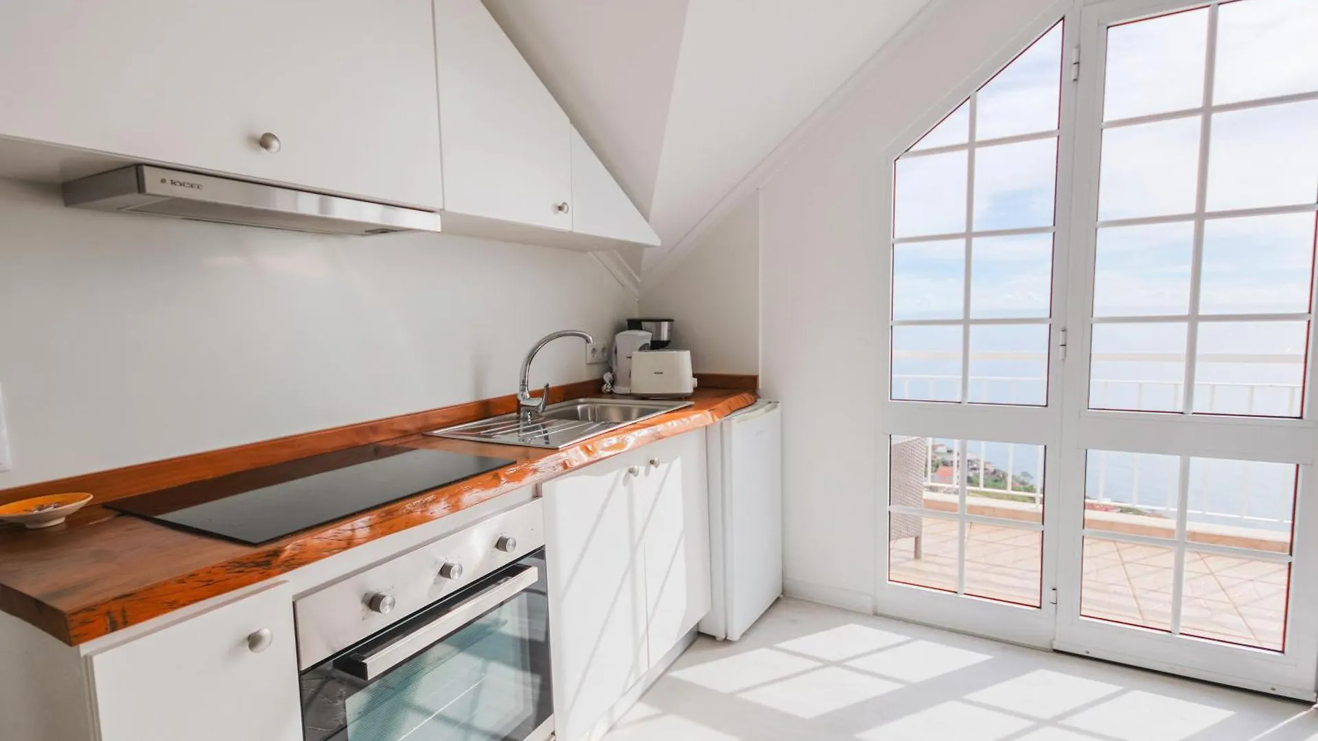 Casa Serena Apartments 아르코다카헤타 0*,